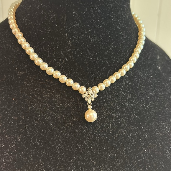 Carolee Pearl and Rhinestone Drop Necklace - Picture 2 of 8